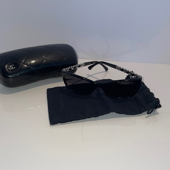 Iconic Chanel Sunglasses - Picture 1 of 4